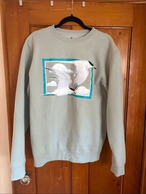 Bird collective-Men's Crewneck Sweatshirt in Sage with Seagull Graphic